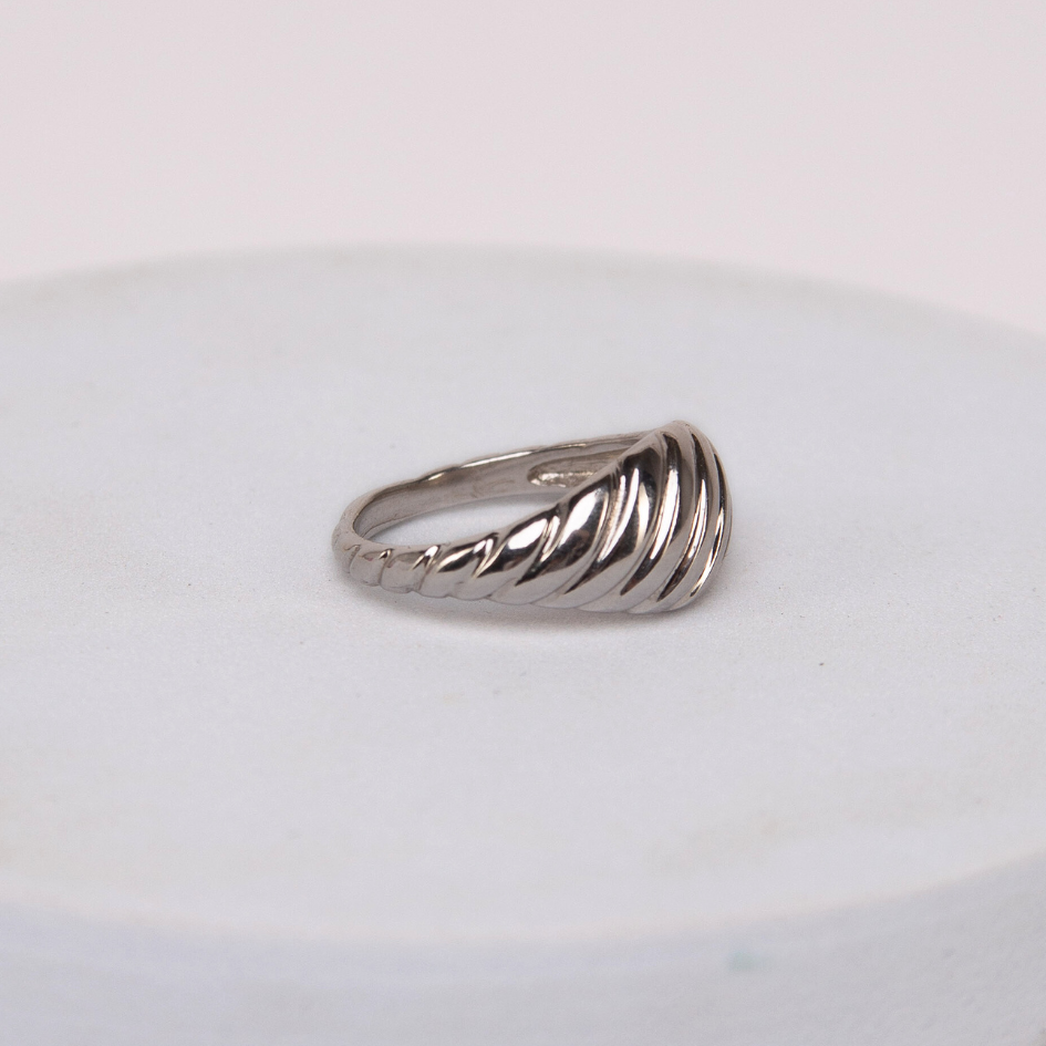 Pierscionek Mea srebrny