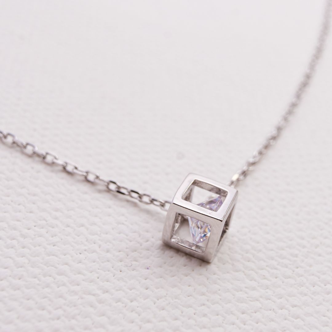 Naszyjnik Cube