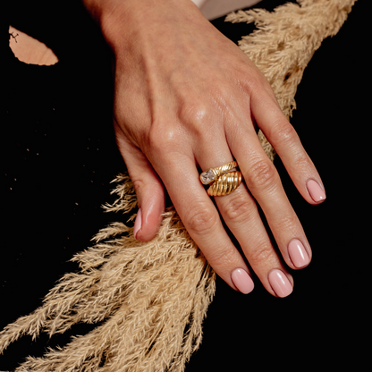 Pierscionek Mea pozlacany